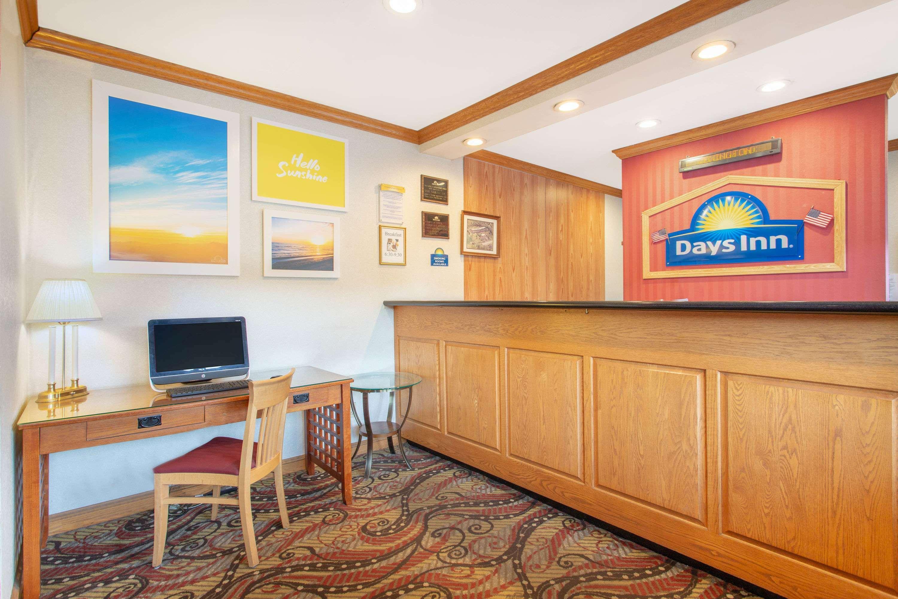 Days Inn By Wyndham Лексингтон Экстерьер фото